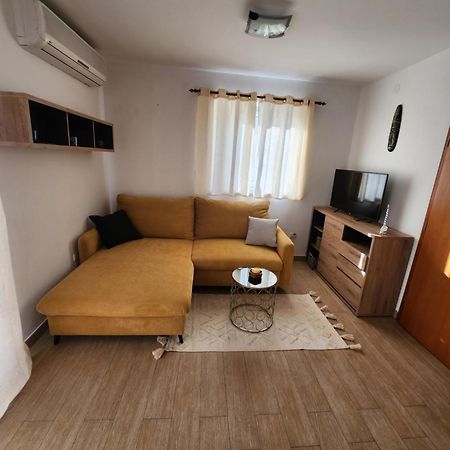 Lucija Διαμέρισμα Karlobag Εξωτερικό φωτογραφία